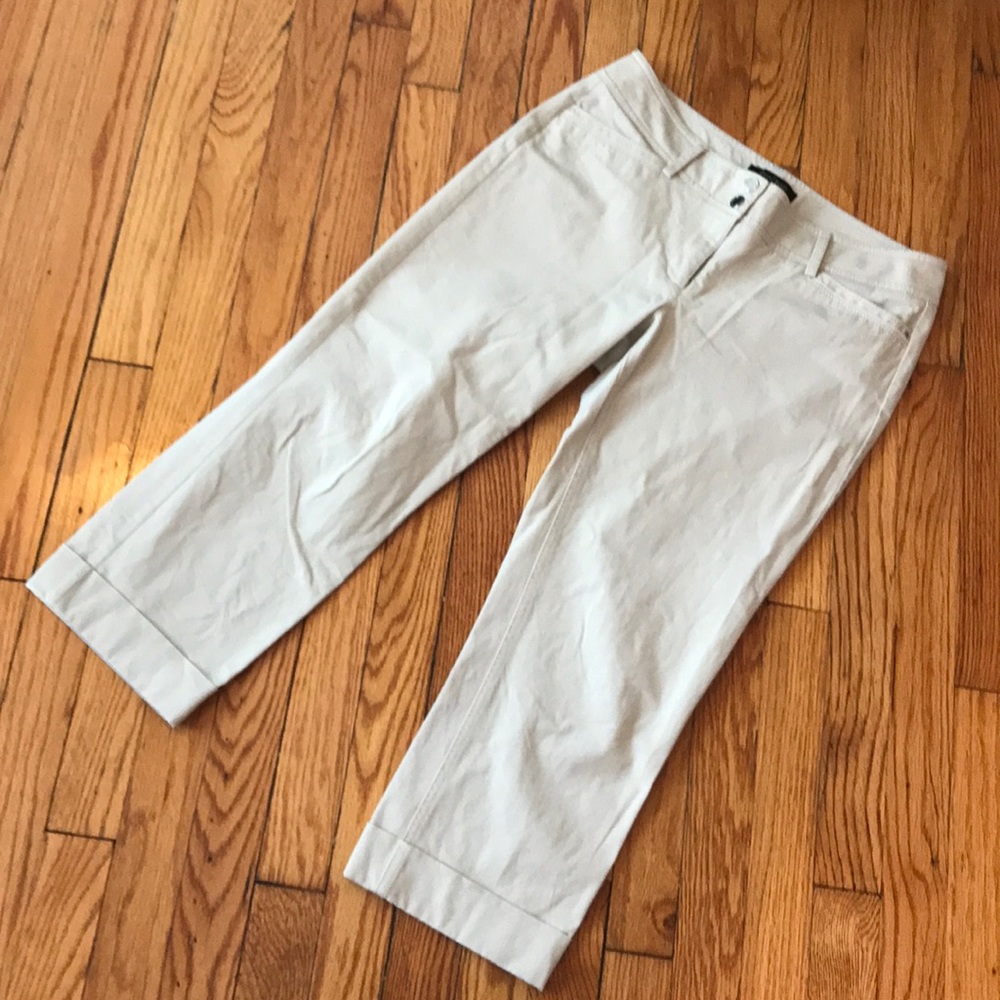 EUC WHBM Slim Crop Capri Pants Sz 6
